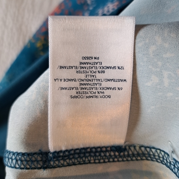 Lands' End women's size XS 2-4 light weight pants. New - Picture 6 of 7